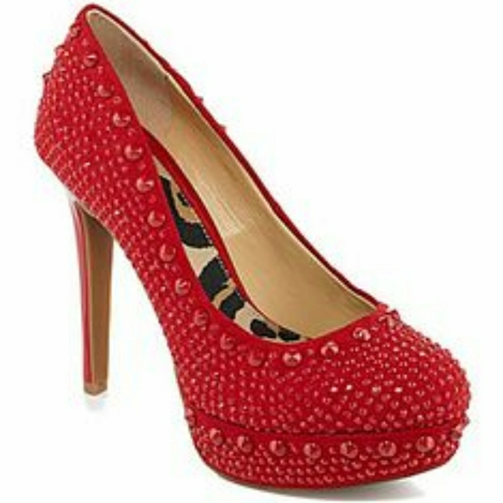Gorgeous Gianni Bini Red Spiked Platform Heels